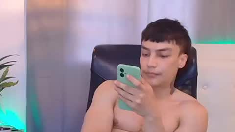 Snapshot of joeh_jonas chatting on 10.17.25 joeh_jonas online show from 10.17.25