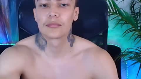 Snapshot of joeh_jonas chatting on 10.27.25 joeh_jonas online show from 10.27.25