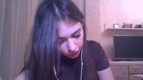 Jennifer online show from 11.05.25