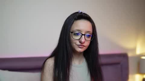 Snapshot of joelleapril chatting on 11.22.25 Joelle online show from 11.22.25