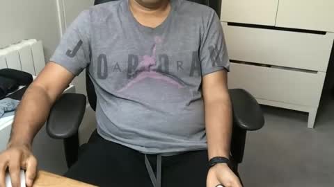 Snapshot of joeshades21 chatting on 01.22.25 joeshades21 online show from 01.22.25