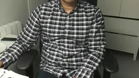 Snapshot of joeshades21 chatting on 02.13.25 joeshades21 online show from 02.13.25