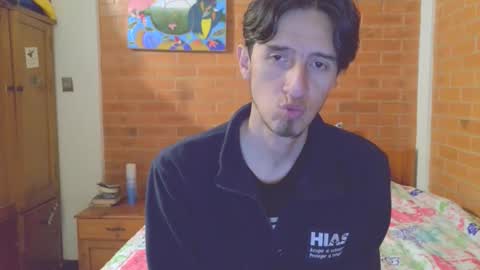 Snapshot of johan70nsexy chatting on 12.01.25 johan70nsexy online show from 12.01.25