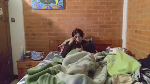 Snapshot of johan70nsexy chatting on 01.17.26 johan70nsexy online show from 01.17.26