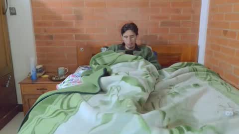 Snapshot of johan70nsexy chatting on 02.13.26 johan70nsexy online show from 02.13.26