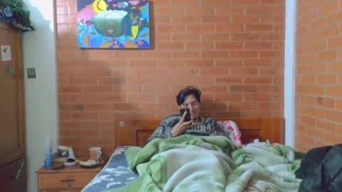 Snapshot of johan70nsexy chatting on 03.01.26 johan70nsexy online show from 03.01.26