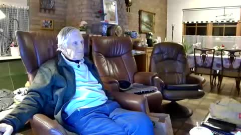 johan7 heet online show from 10.31.25