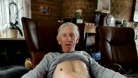Snapshot of johan7_heet chatting on 06.15.26 johan7 heet online show from 06.15.26