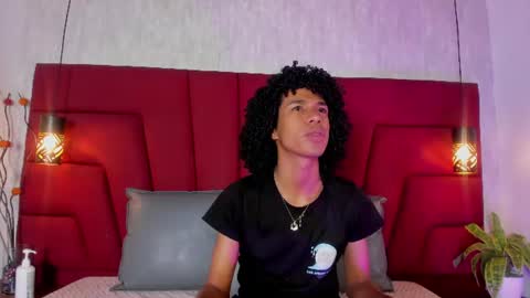 Snapshot of johan_gz_ chatting on 07.16.26 Johan online show from 07.16.26