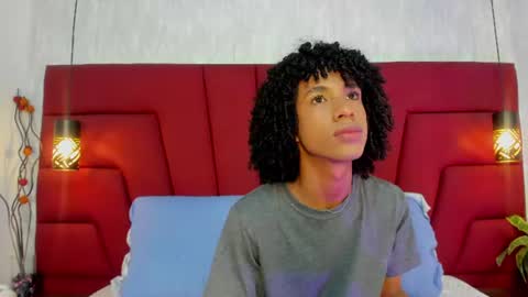 Snapshot of johan_gz_ chatting on 07.18.26 Johan online show from 07.18.26