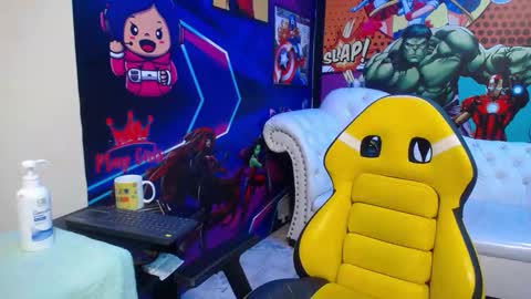 johan online show from 09.30.25