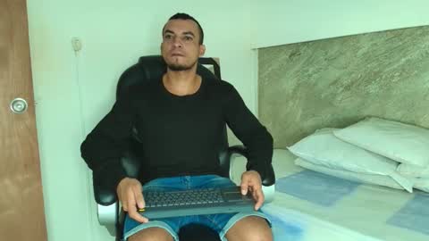 Snapshot of johan_miller1 chatting on 01.19.26 johan online show from 01.19.26