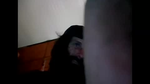 Snapshot of john3400506 chatting on 11.19.25 john3400506 online show from 11.19.25