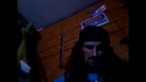 Snapshot of john3400506 chatting on 11.25.25 john3400506 online show from 11.25.25