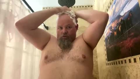 Snapshot of john40a chatting on 03.09.25 John online show from 03.09.25