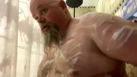 Snapshot of john40a chatting on 12.16.25 John online show from 12.16.25