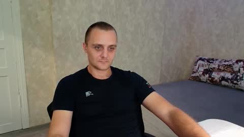 Snapshot of john_3019 chatting on 10.19.25 John online show from 10.19.25