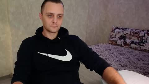 Snapshot of john_3019 chatting on 11.12.25 John online show from 11.12.25