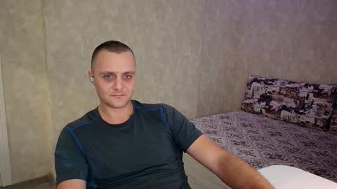 Snapshot of john_3019 chatting on 11.25.25 John online show from 11.25.25