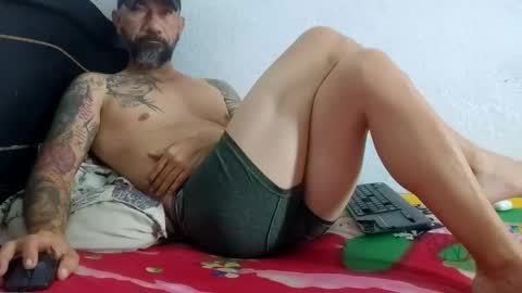 Snapshot of john_balthor chatting on 12.01.24   online show from 12.01.24