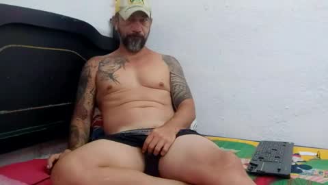 Snapshot of john_balthor chatting on 01.19.25   online show from 01.19.25