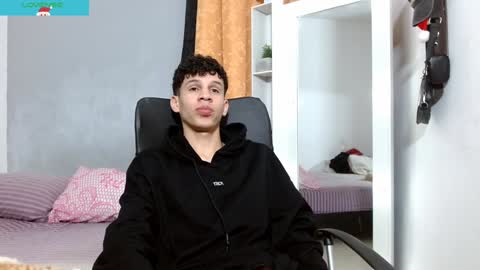 john_ssnow29 online show from 12.29.24