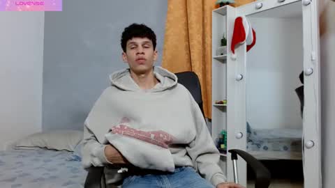 john_ssnow29 online show from 02.24.25