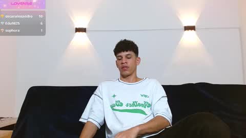 john_ssnow29 online show from 09.25.25