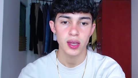 John Vichenso online show from 09.08.25