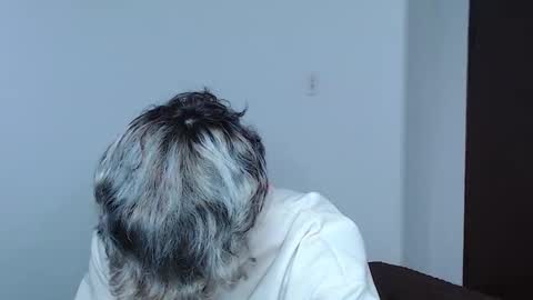 John Vichenso online show from 10.17.25