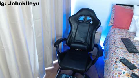 Snapshot of johnklleyn chatting on 03.09.26 john online show from 03.09.26