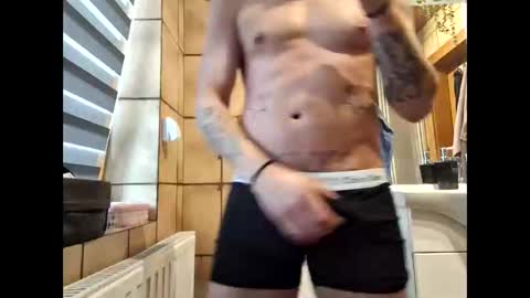 johnlong25cm online show from 01.08.25