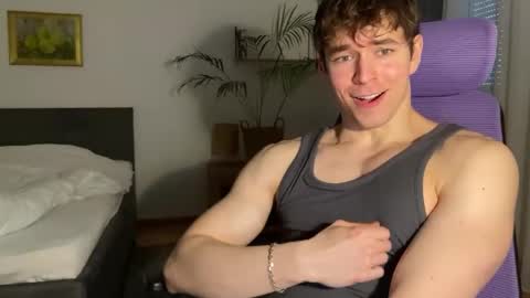 Snapshot of johnnnyhorny chatting on 04.04.26 Johnny online show from 04.04.26