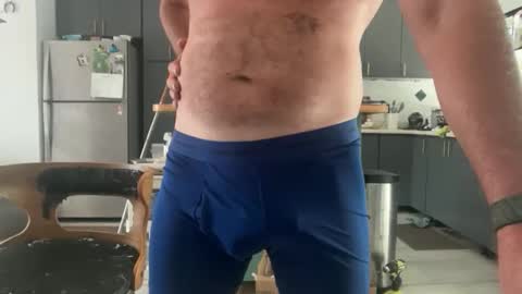 Snapshot of johnnyblueskies chatting on 03.30.26 Johnny Blue Eyes online show from 03.30.26