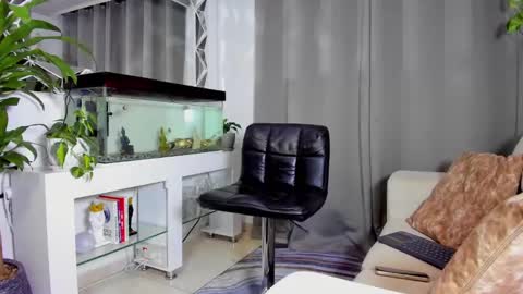 JOHNNY online show from 01.19.25