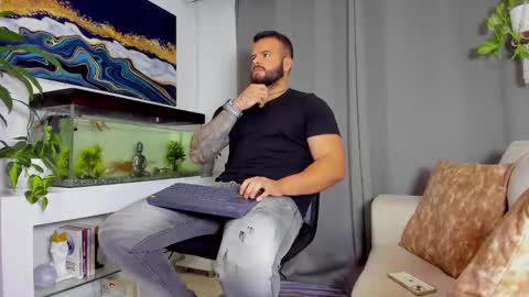 JOHNNY online show from 01.27.25