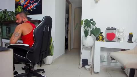 JOHNNY online show from 10.17.25