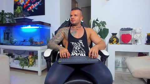 JOHNNY online show from 10.29.25