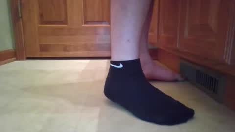 Snapshot of johnnyuchiro7 chatting on 11.01.25 Johnny online show from 11.01.25