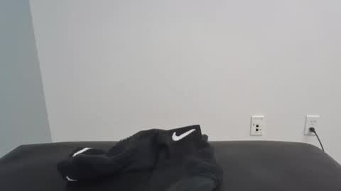 Snapshot of johnnyuchiro7 chatting on 12.21.25 Johnny online show from 12.21.25