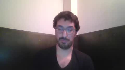 Snapshot of johnparis7575 chatting on 01.14.25 Johnfrench online show from 01.14.25