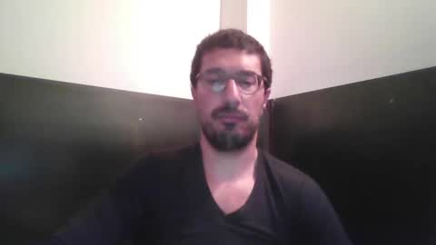 Snapshot of johnparis7575 chatting on 03.05.25 Johnfrench online show from 03.05.25