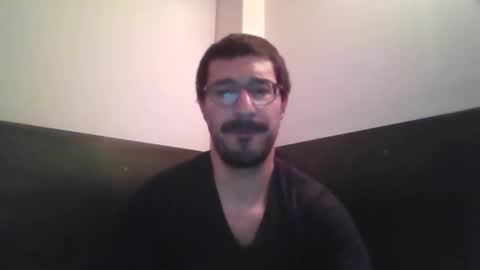 Snapshot of johnparis7575 chatting on 11.09.25 Johnfrench online show from 11.09.25