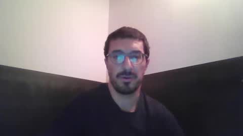 Snapshot of johnparis7575 chatting on 01.06.26 Johnfrench online show from 01.06.26