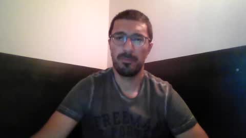 Snapshot of johnparis7575 chatting on 08.02.26 Johnfrench online show from 08.02.26