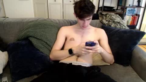 Snapshot of johnresmain chatting on 03.11.25 johnresmain online show from 03.11.25