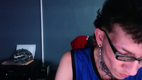 johnsonisaac94  online show from 12.08.24