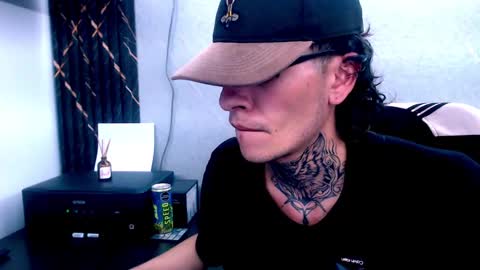 johnsonisaac94  online show from 02.19.25