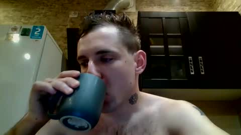 Snapshot of johny_hurdman27 chatting on 05.12.26 johny27 online show from 05.12.26