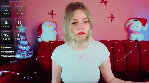 Snapshot of joice_queen chatting on 12.26.24 Paula online show from 12.26.24